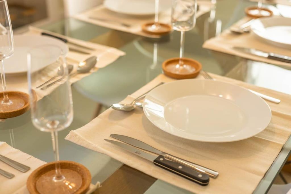 Holiday home The Wellness Lodge- Gym, Table Tennis, Cinema, Parking And More!